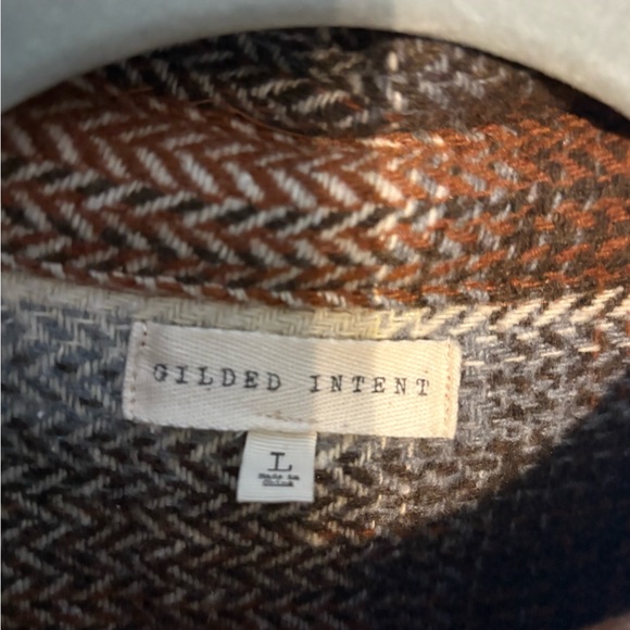 Gilded Intent Shacket - Picture 3 of 3